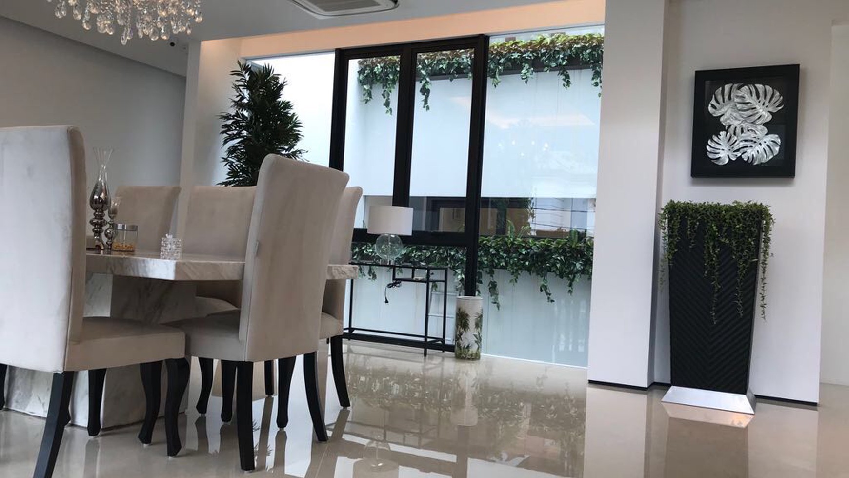 Rumah Mewah,siap huni di kebayoran Baru Jakarta Selatan