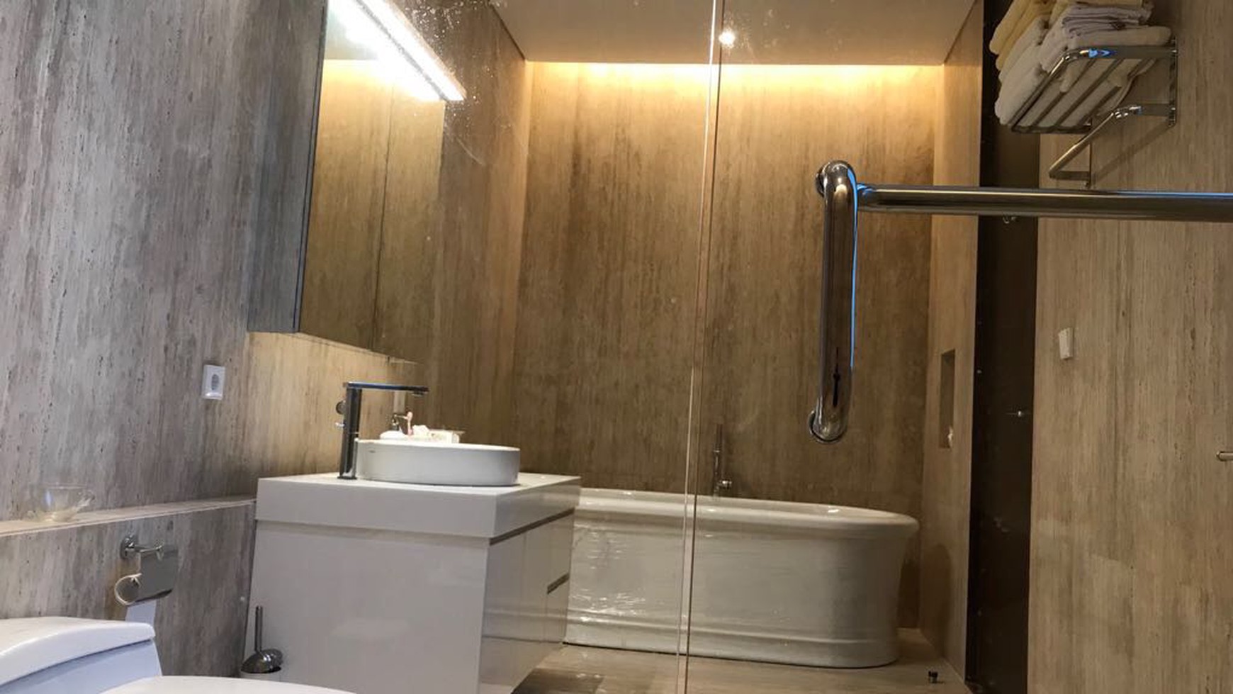 Rumah Mewah,siap huni di kebayoran Baru Jakarta Selatan