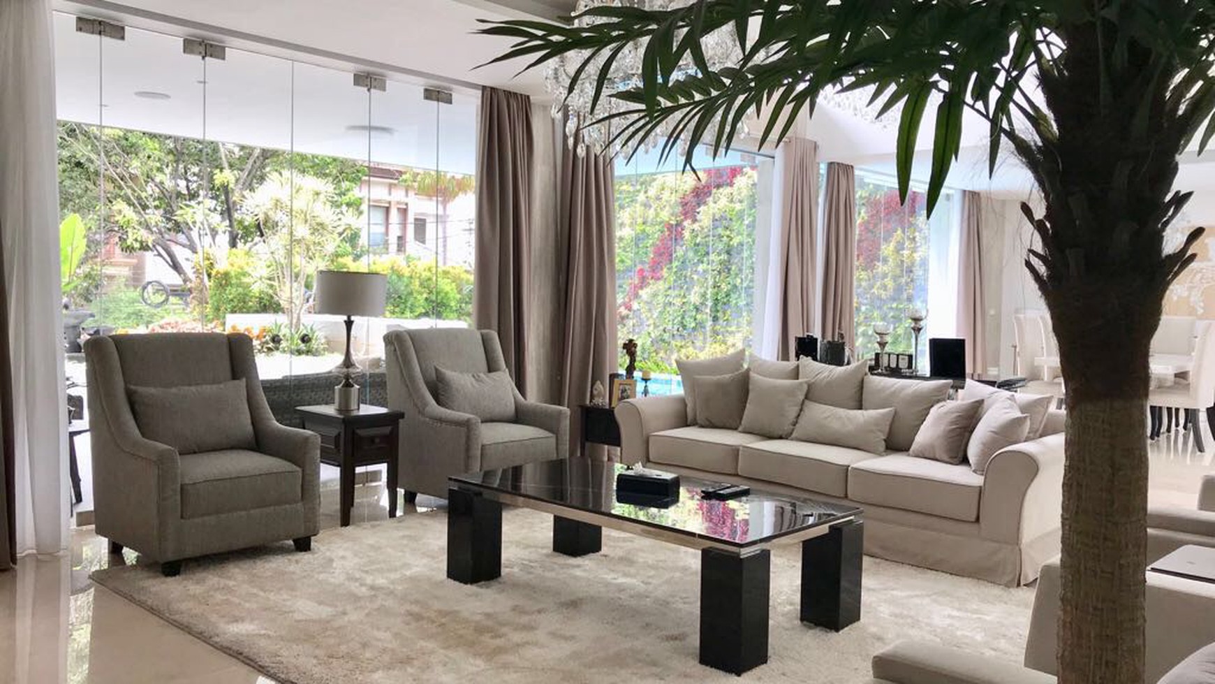 Rumah Mewah,siap huni di kebayoran Baru Jakarta Selatan