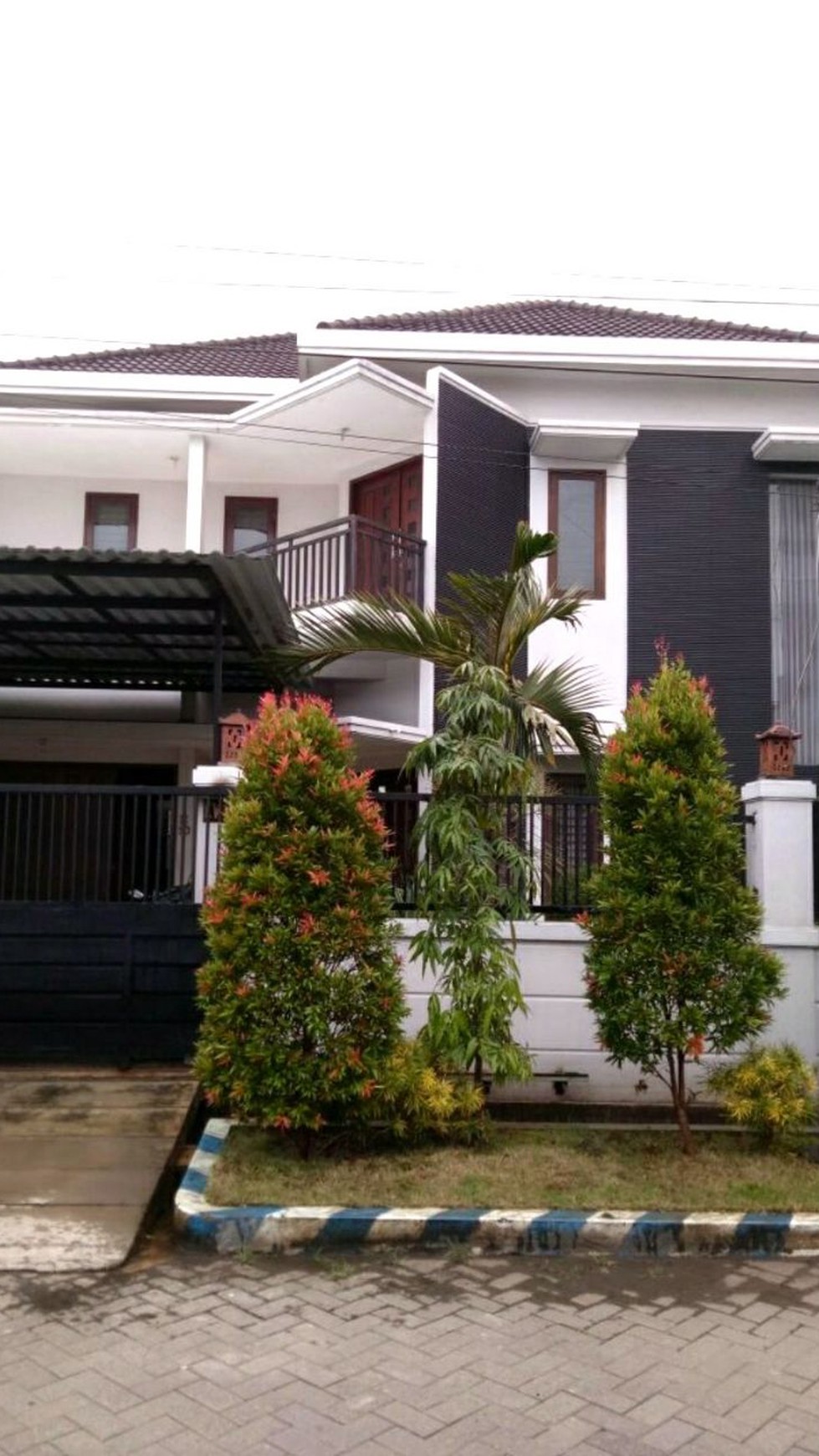 Rumah di Anjasmoro - Wisma Tropodo, 2 Lantai