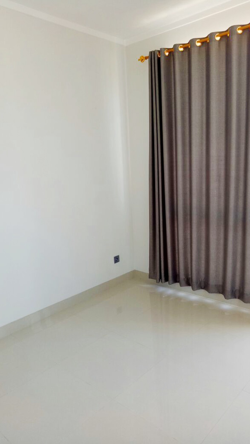 Rumah Bagus Di Kebayoran Harmony, Bintaro