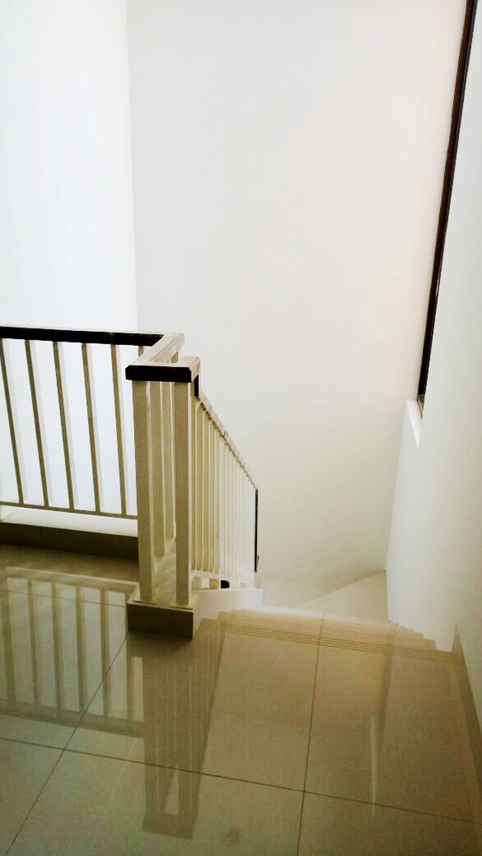 Rumah Bagus Di Kebayoran Harmony, Bintaro
