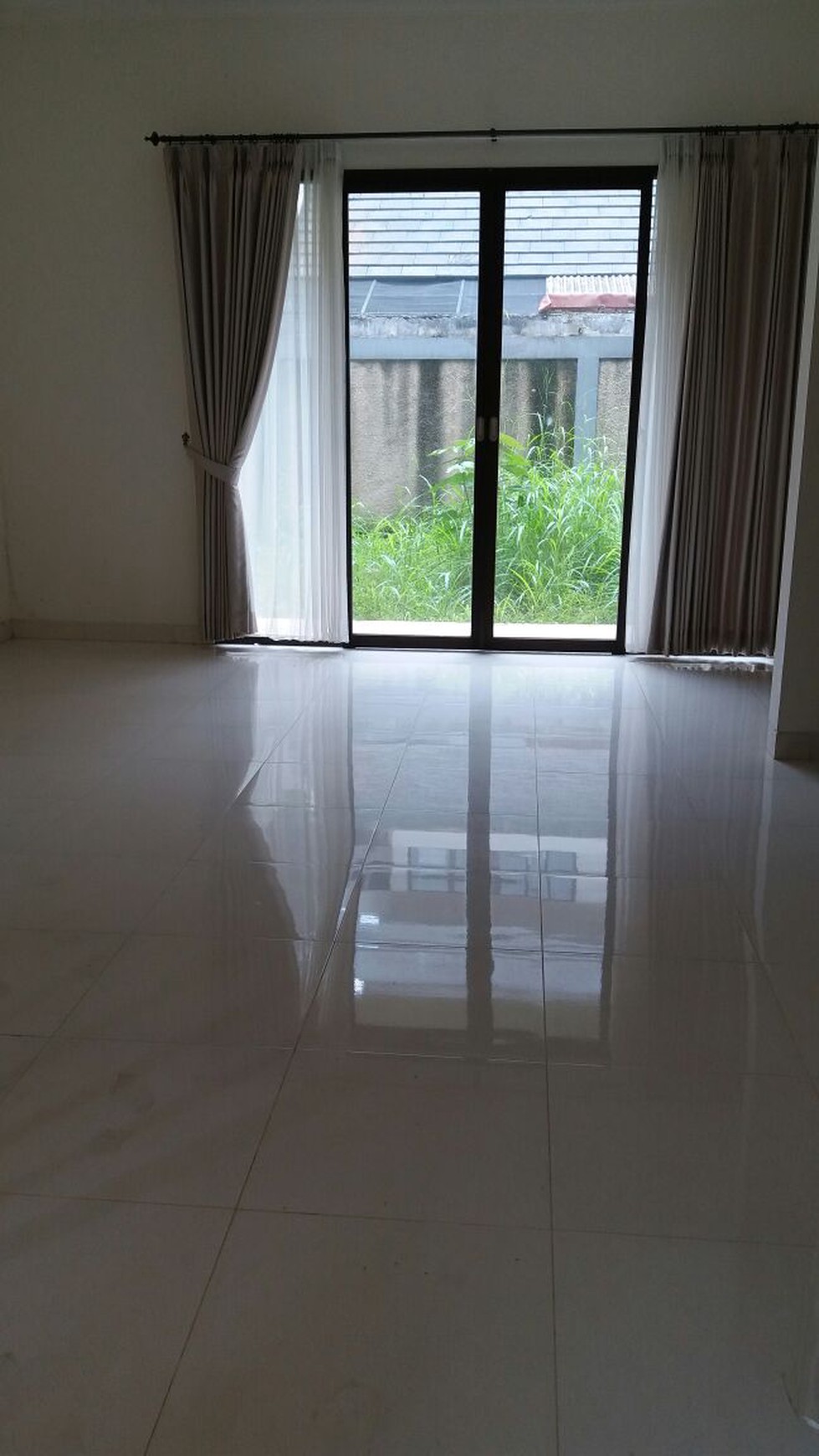 Rumah Bagus Di Discovery Terra, Bintaro Jaya