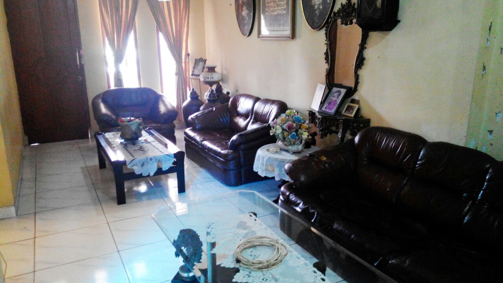 Rumah Bagus Di Jl Anggrek Garuda, Slipi