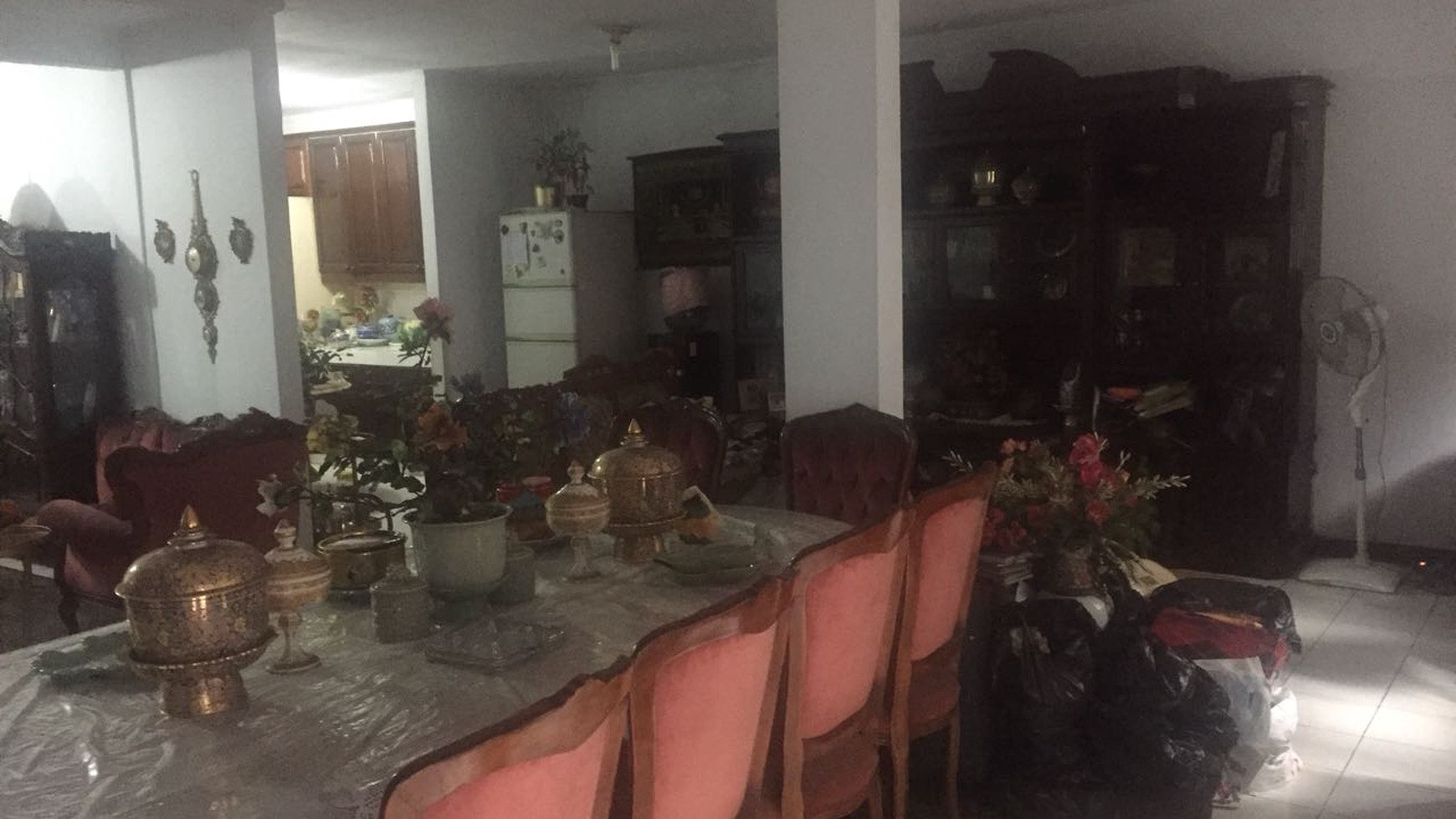 RUMAH LUAS DIAREA JL CAMAR BINTARO JAYA SEKTOR 3 DEKAT AKSES TOLL