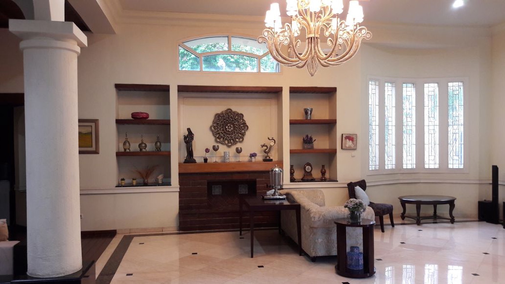 Rumah 1 lantai dalam komplek perumahan Villa Cinere Mas