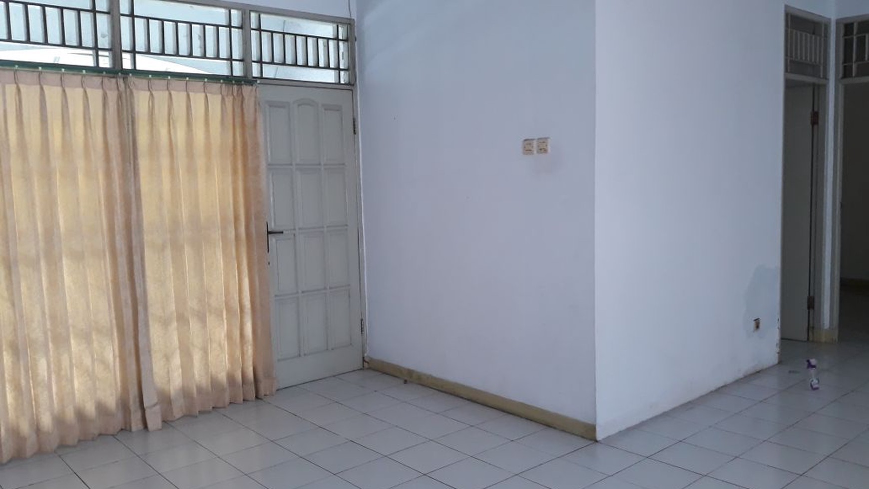 Rumah Hoek di Sektor 3 Bintaro