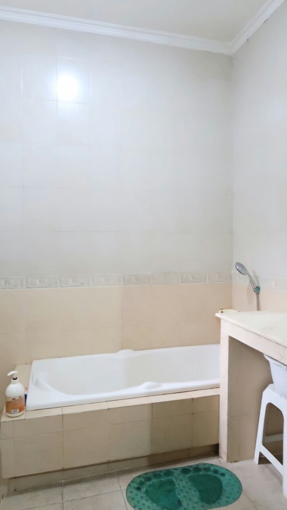 Rumah Bagus dan Nyaman di Perumahan Mega Cinere