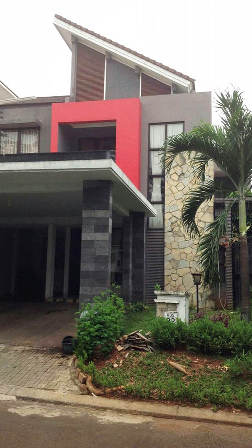 Rumah Zona Einstein-Legenda Wisata, Luas 10x22m2