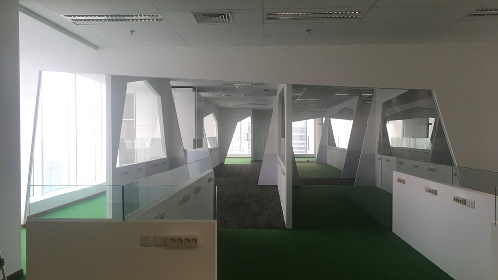 For Rent Office Space Sahid Sudirman Center with Best View
