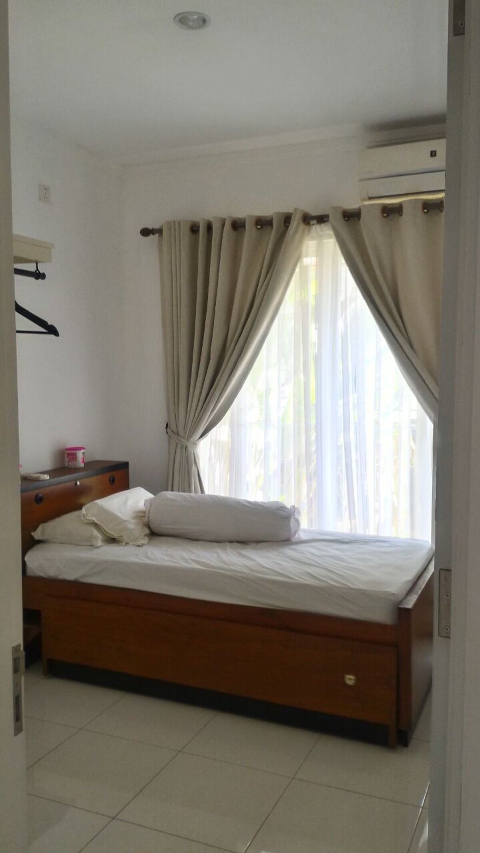 Rumah Bagus,minimalis,siap huni di Bintaro Jaya 9