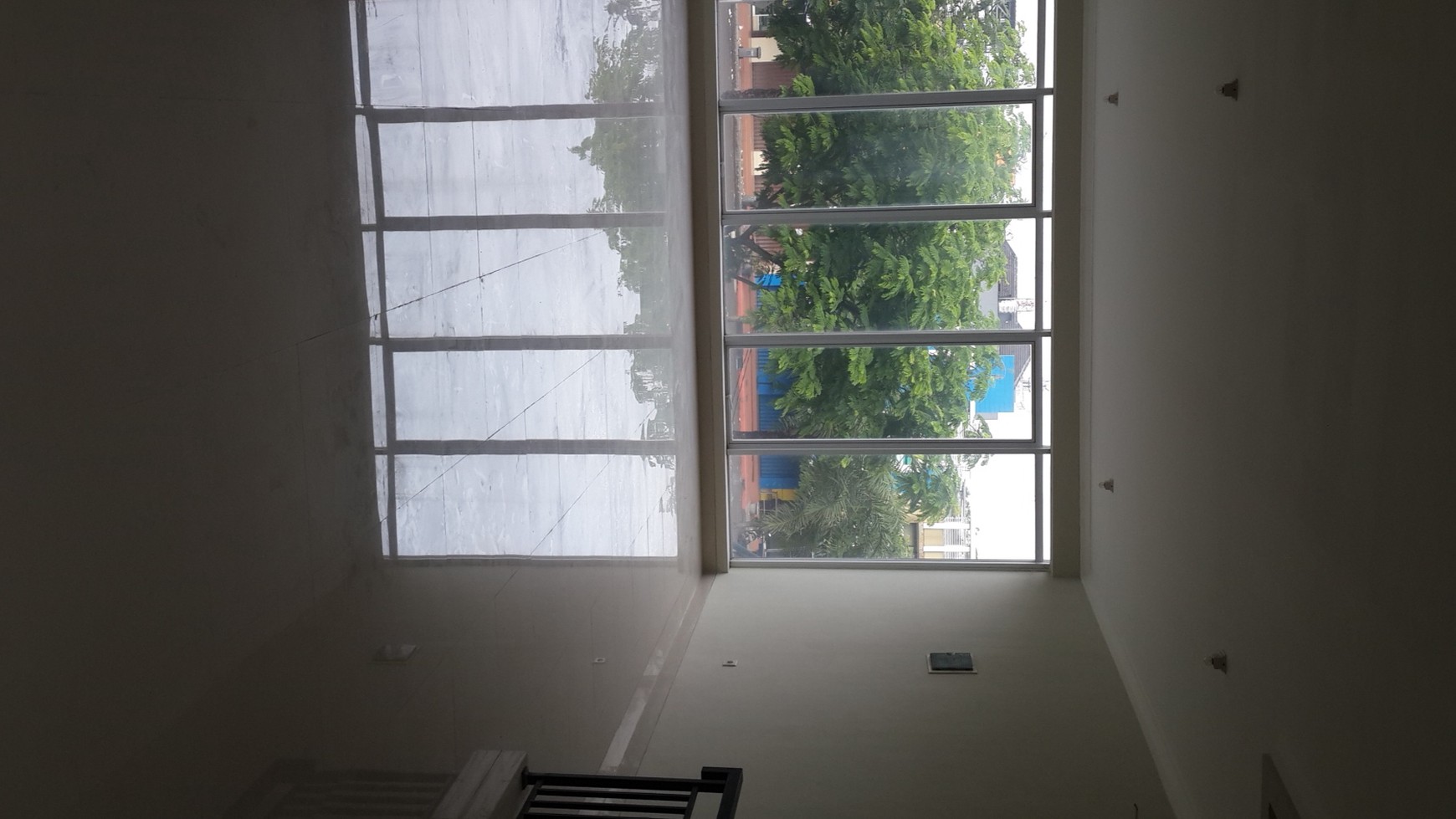 RUKO DISEWAKAN DI GRAND WISATA BEKASI