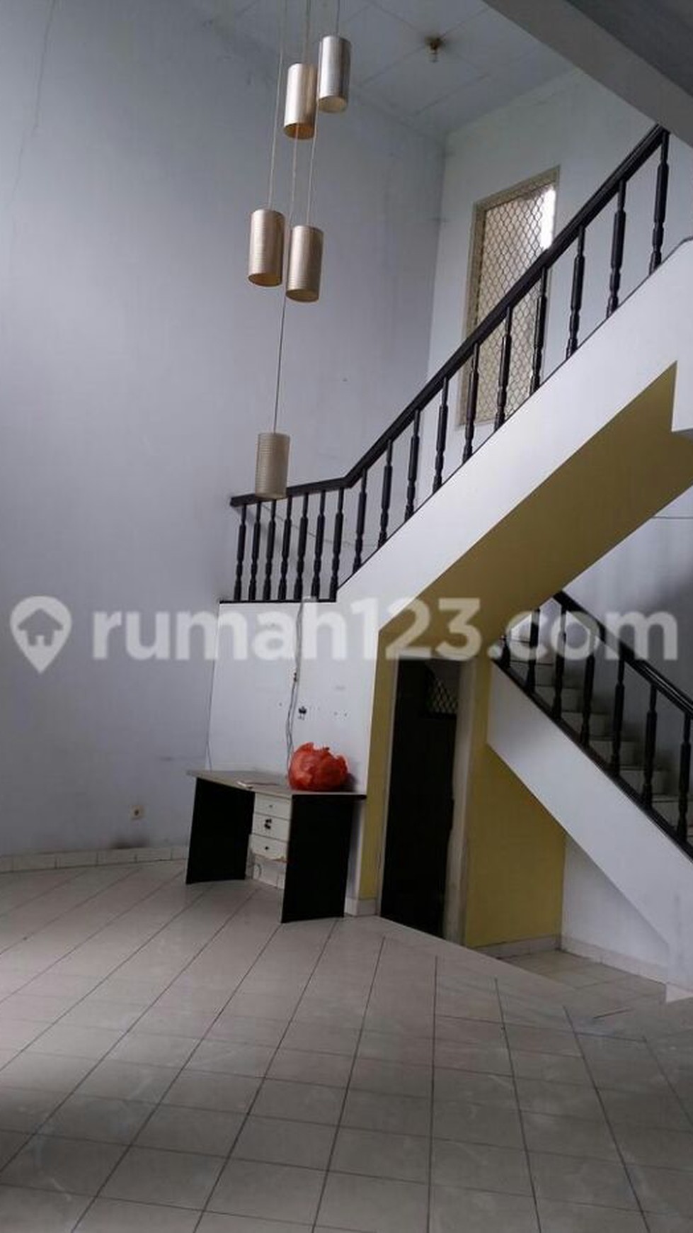 Dijual Rumah di Taman Himalaya - Lippo Karawaci