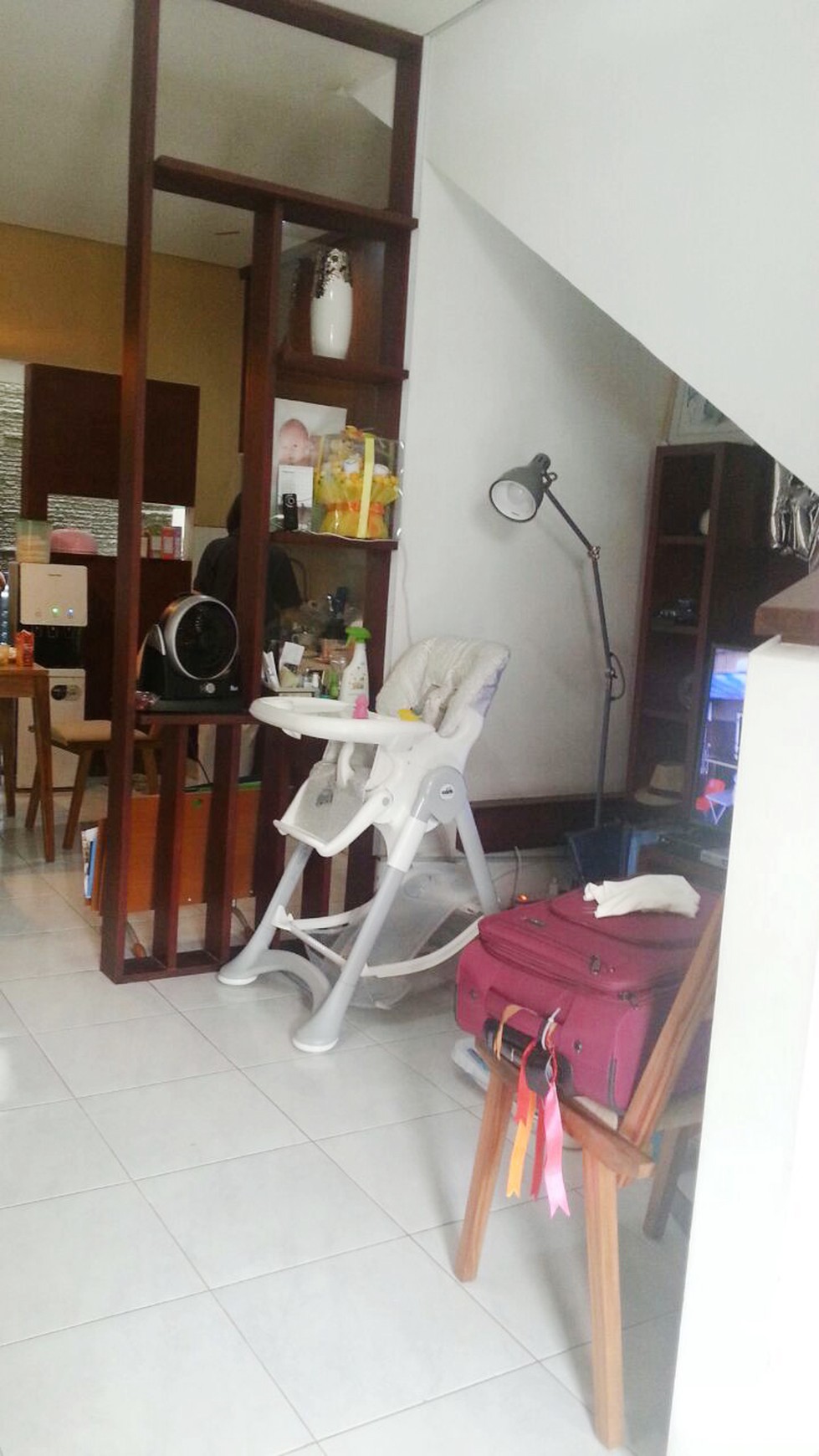 Rumah Bagus Di Emerald Town House, Bintaro Jaya