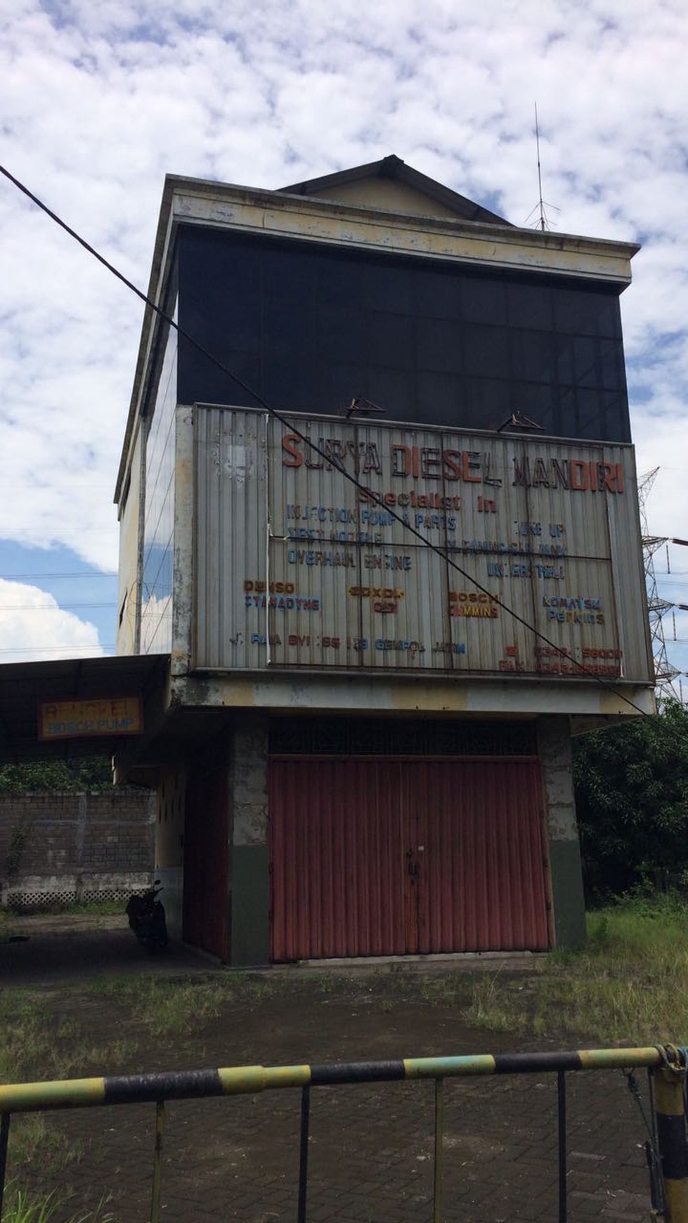 RUKO 3 LANTAI STRATEGIS BY PASS GEMPOL