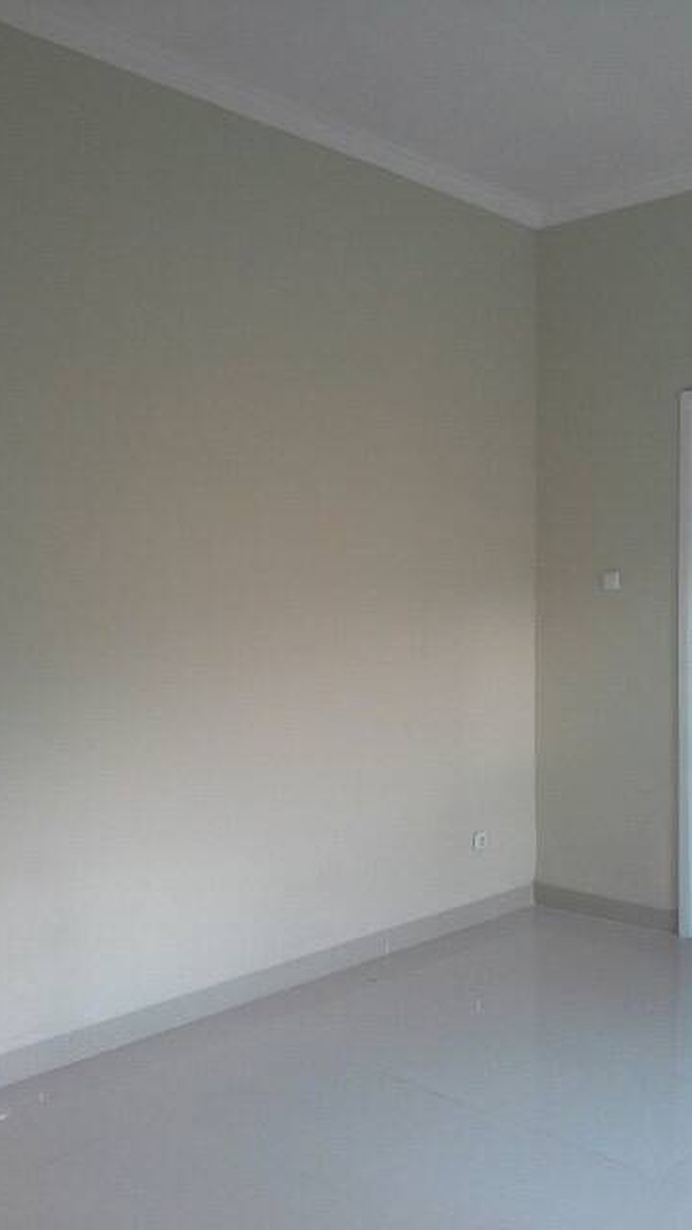 RUMAH BARU SIAP HUNI DI MEGAPOLITAN CINERE