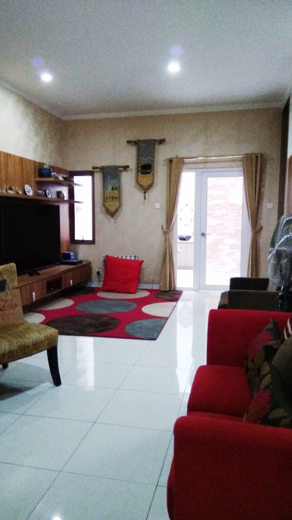 Rumah Bagus Di Emerald Garden, Bintaro Jaya