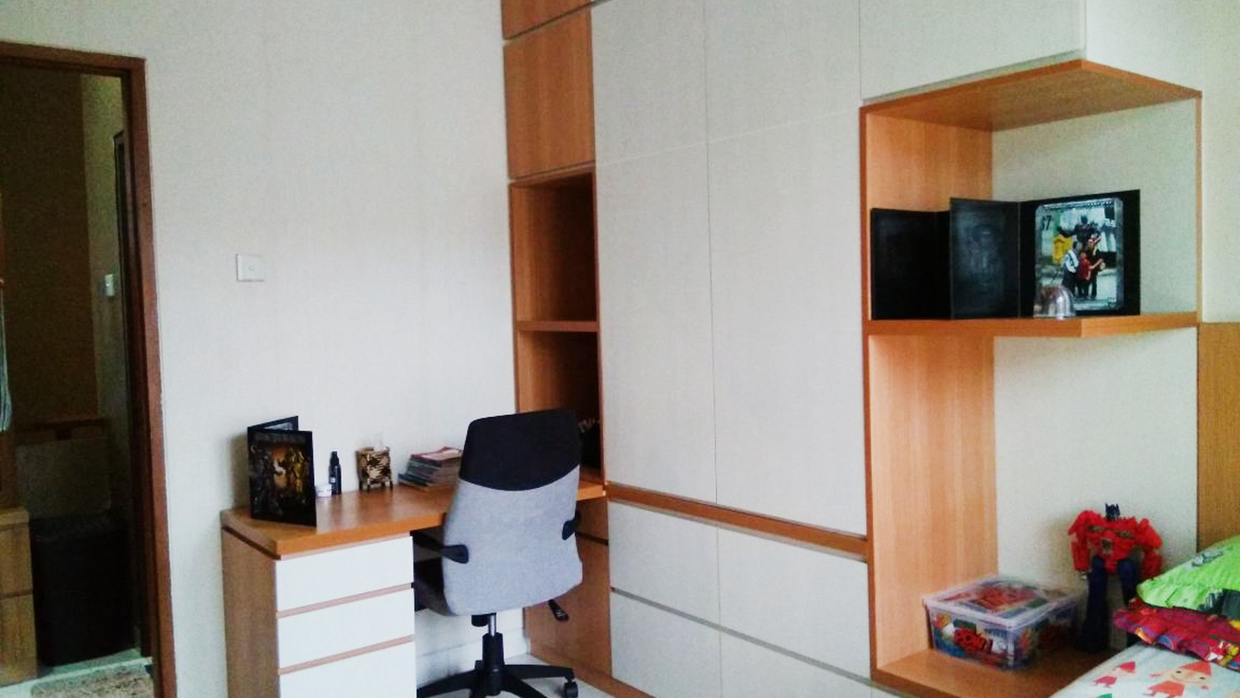 Rumah Bagus Di Emerald Garden, Bintaro Jaya