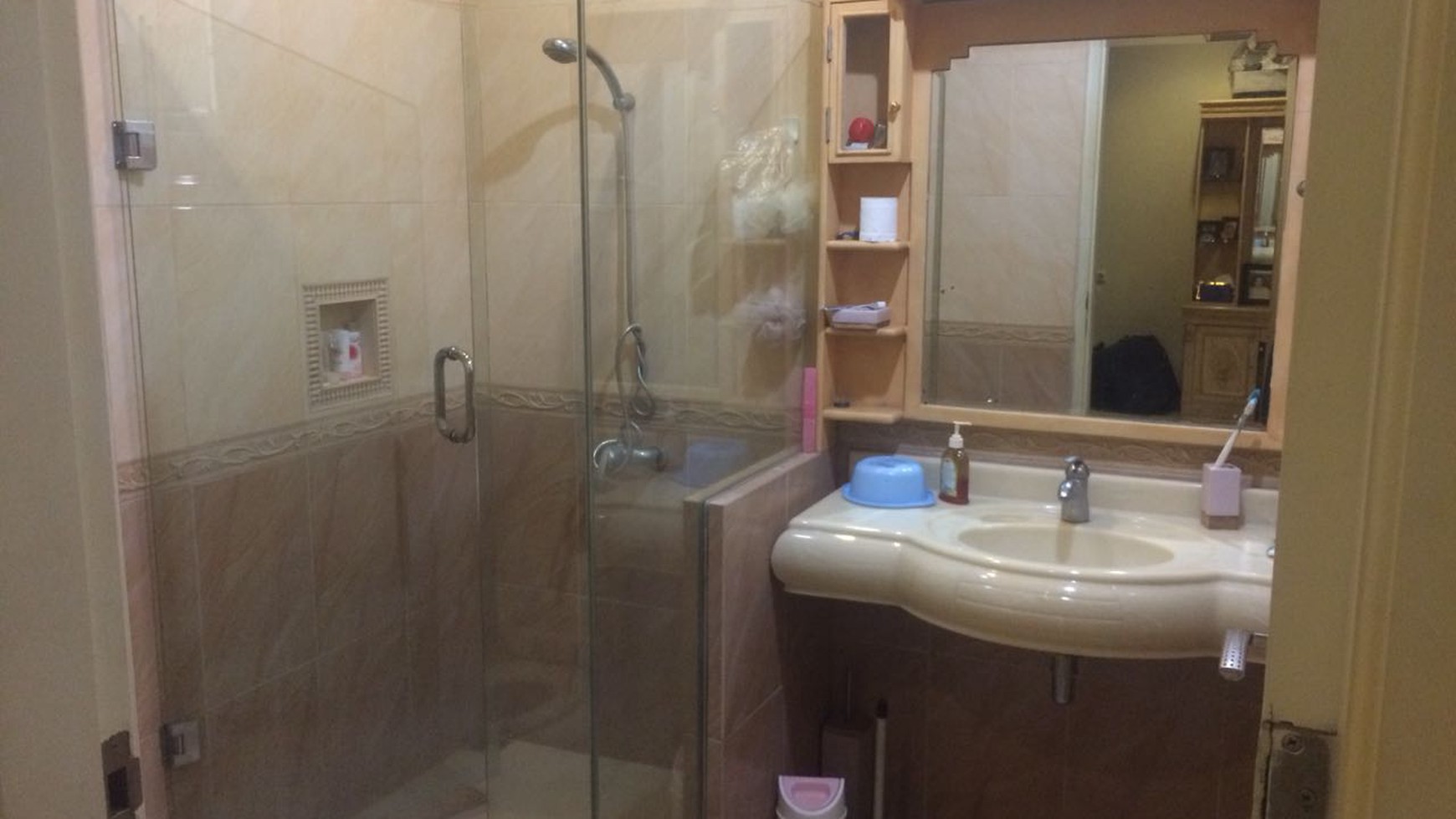 Sewa rumah darmo full furnish