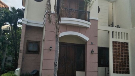 Rumah Bagus Menawan Daerah Jemursari Surabaya