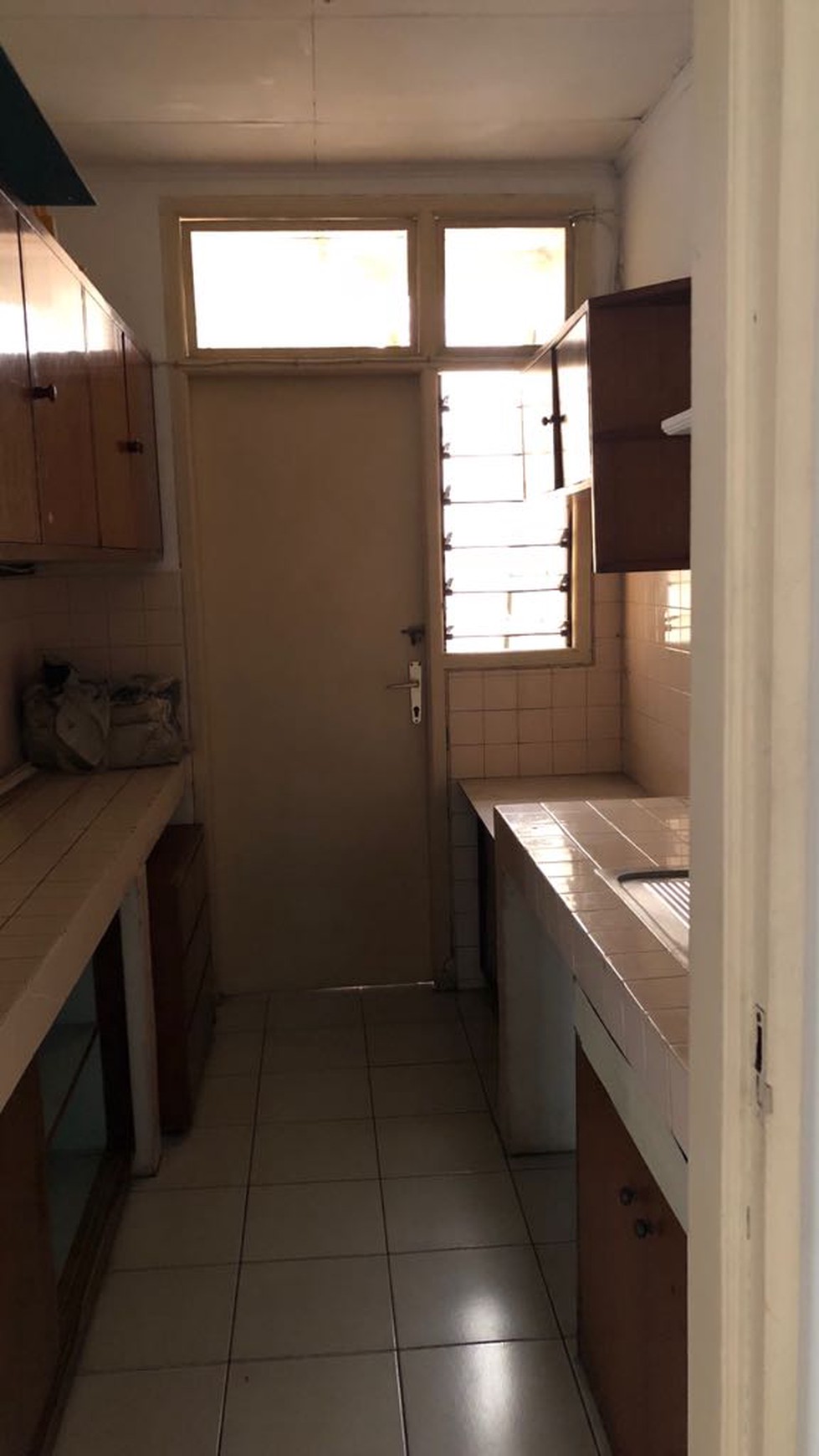 Disewakan Rumah di Puri Indah - Jakarta Barat