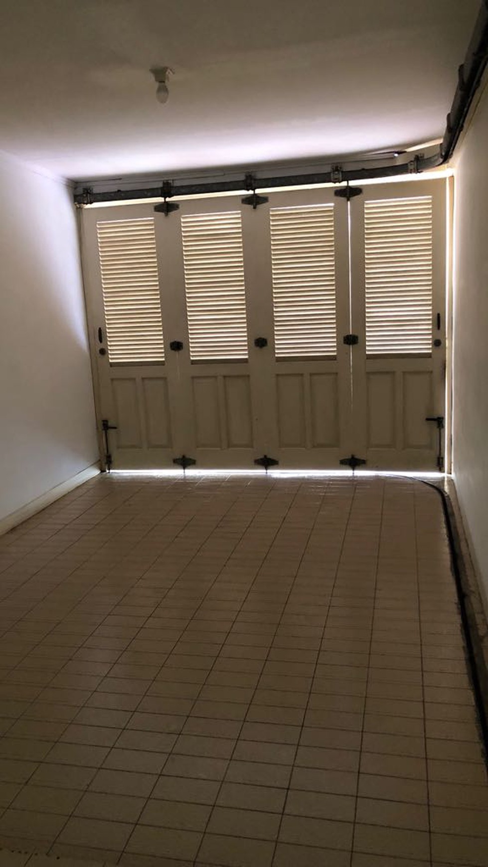 Disewakan Rumah di Puri Indah - Jakarta Barat