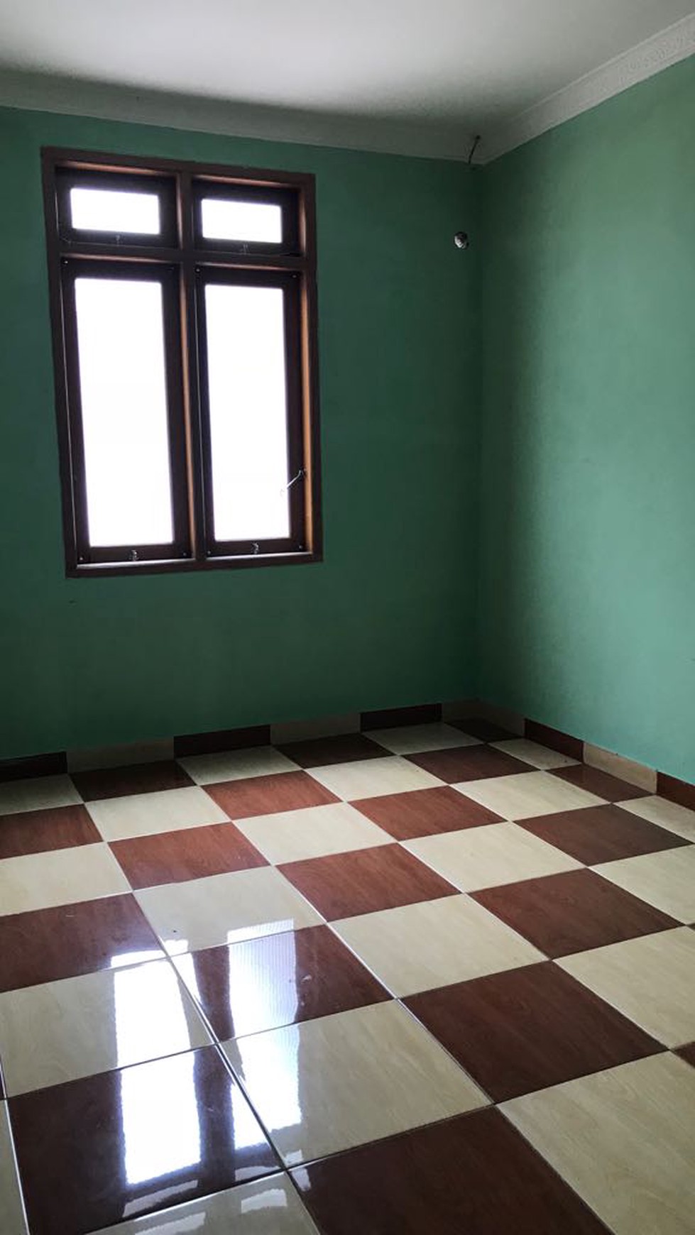 Rumah Siap Huni di Graha Raya