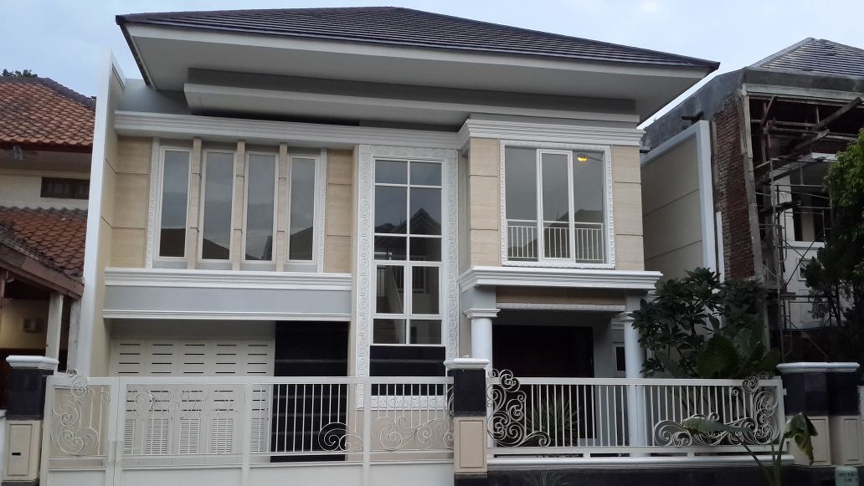 Pakuwon City Villa Bukit Indah full furnish