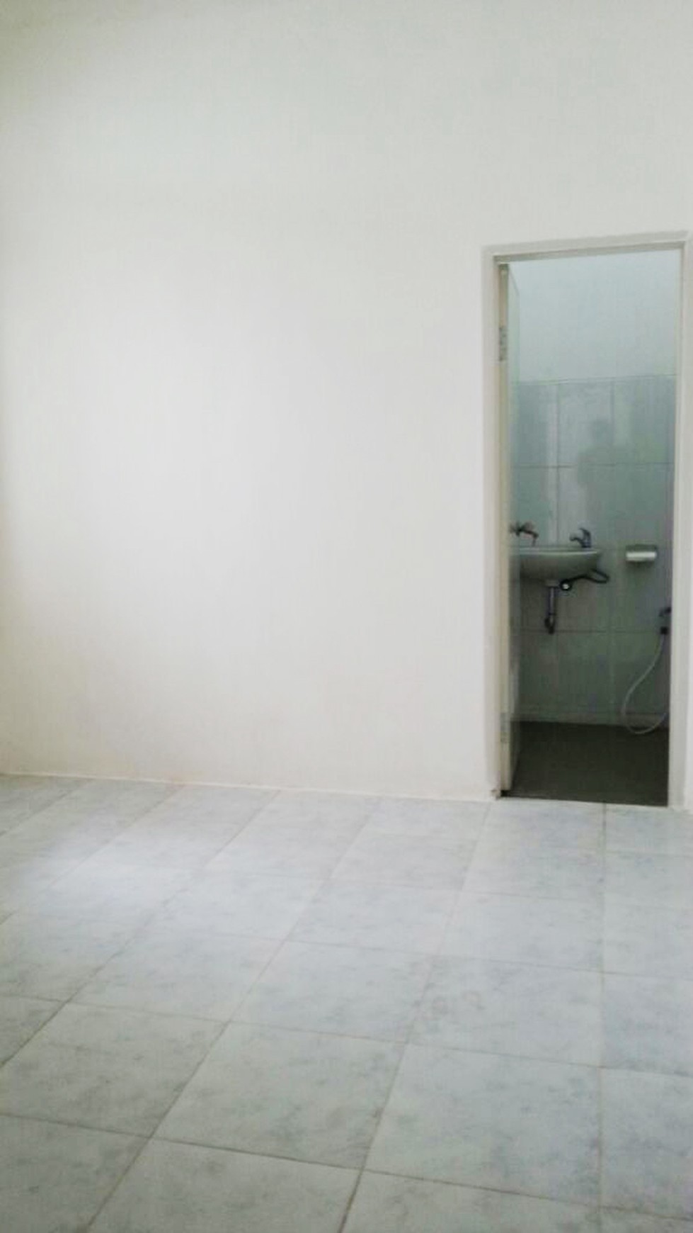 Rumah Nyaman di Kawasan Pondok Safari Indah