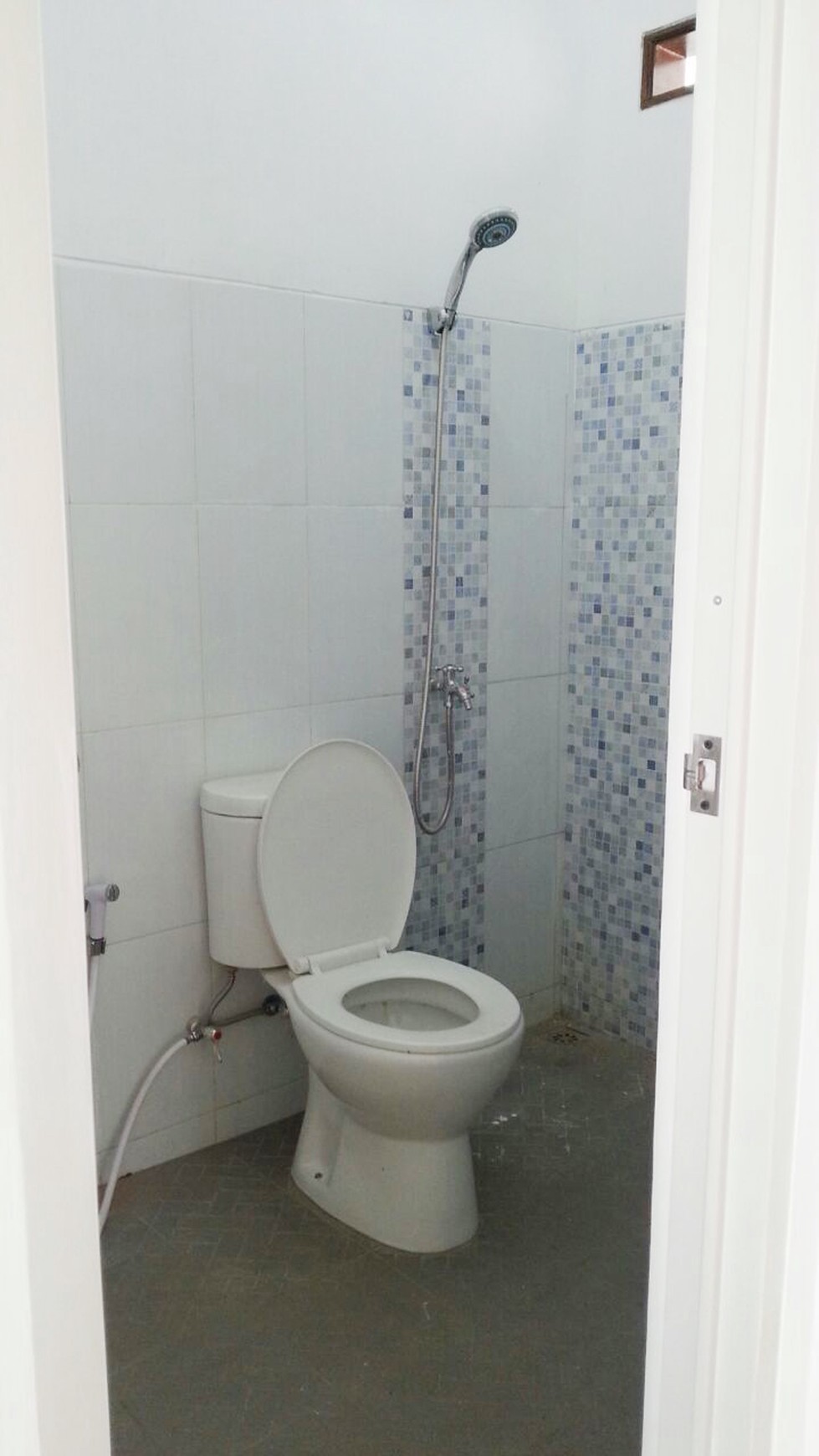 Rumah Nyaman di Kawasan Pondok Safari Indah