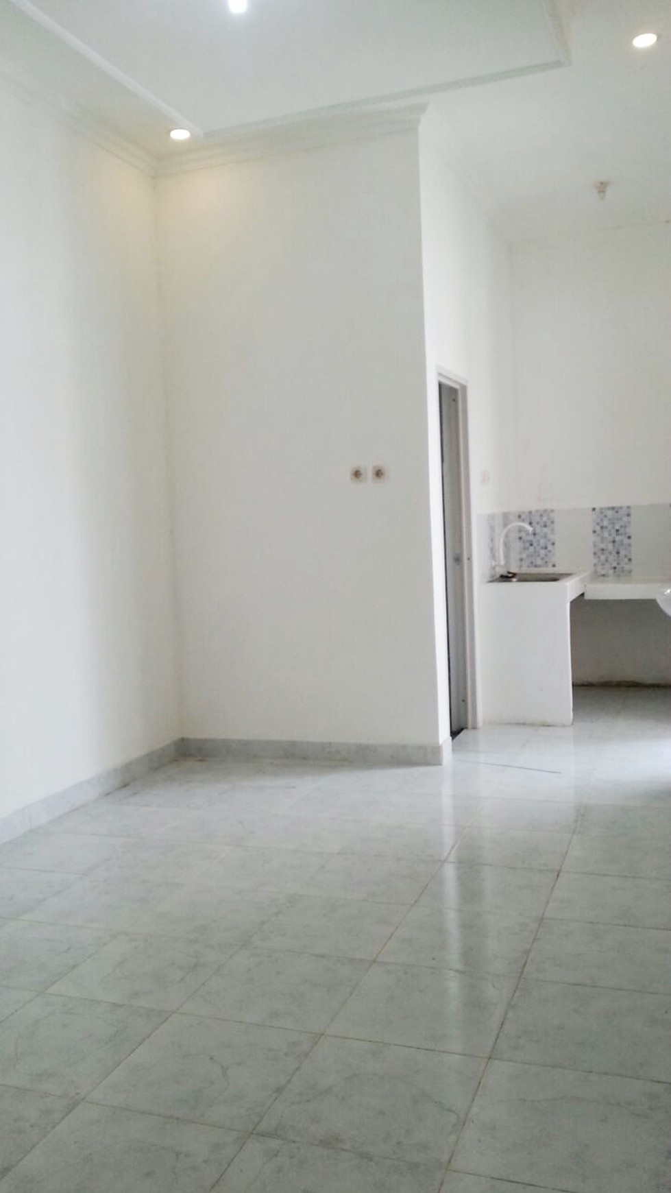 Rumah Nyaman di Kawasan Pondok Safari Indah