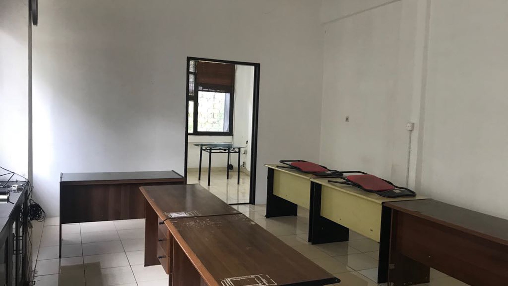 Office Space Disewakan !!!