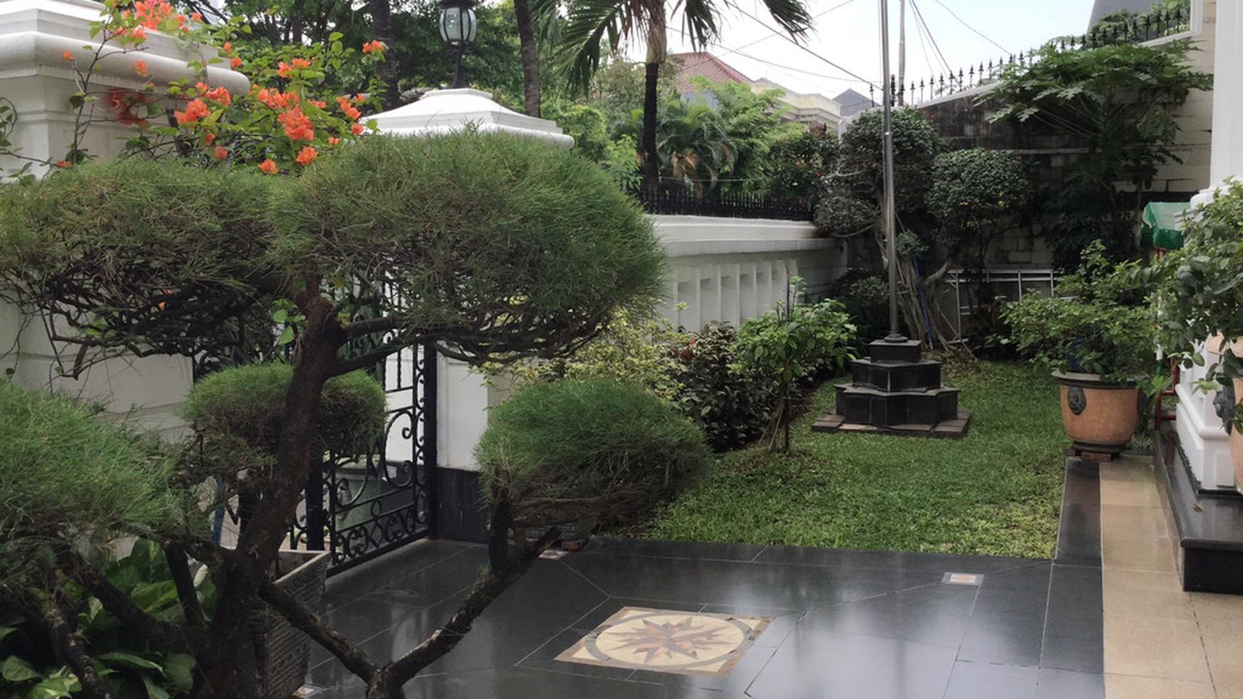 Dijual Rumah Mewah di Pulomas