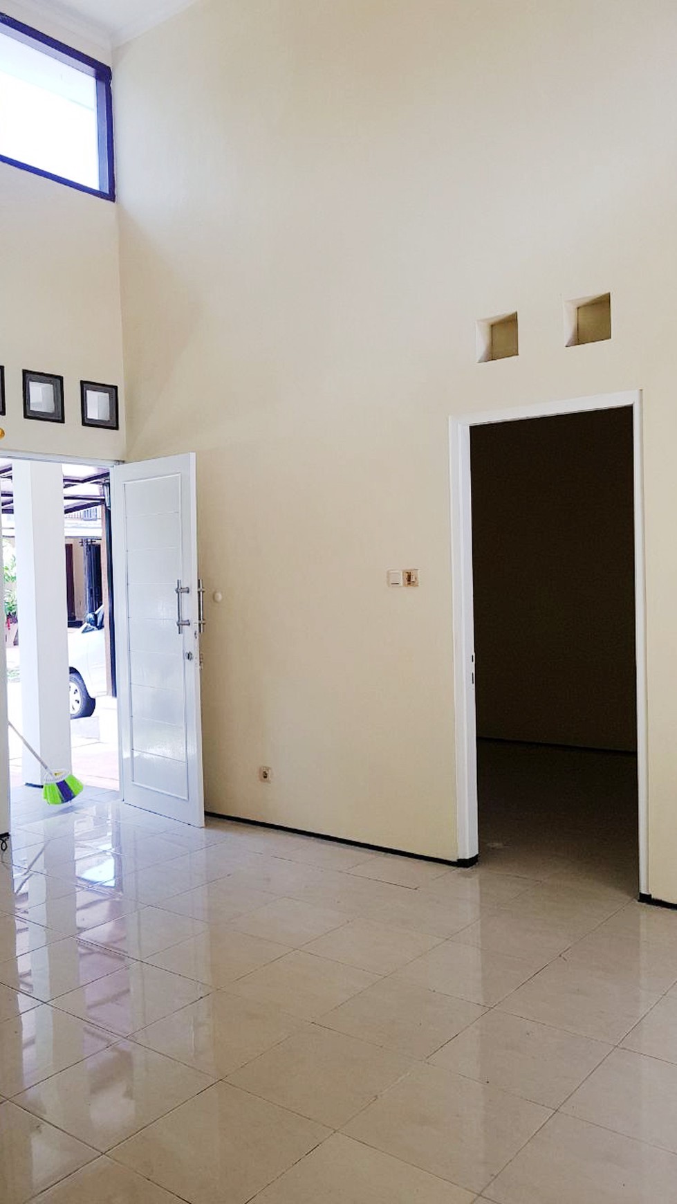 Rumah Nyaman di komplek Permata