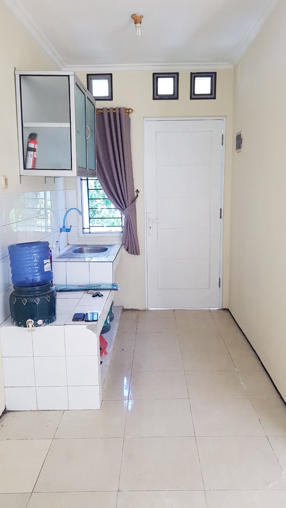 Rumah Nyaman di komplek Permata