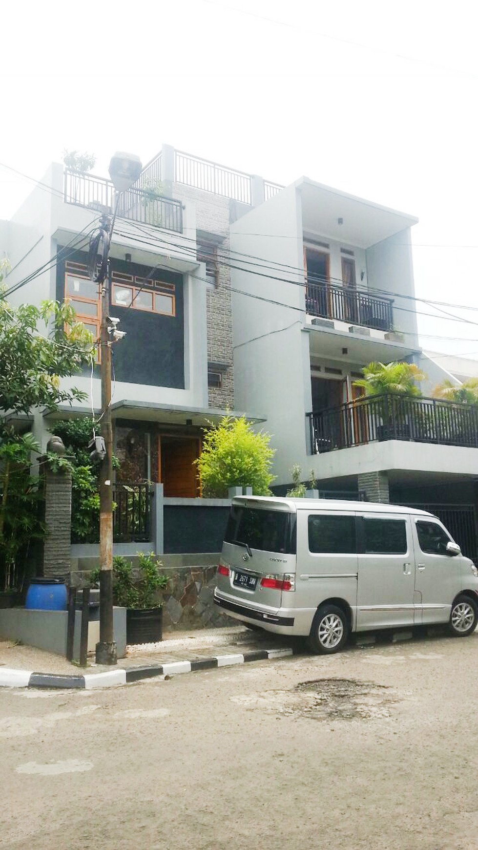 Rumah Nyaman dan Siap huni di Kawasan Bintaro