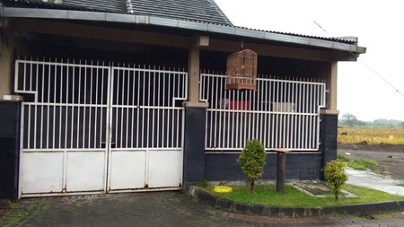 Puri Safira Menganti 6x15