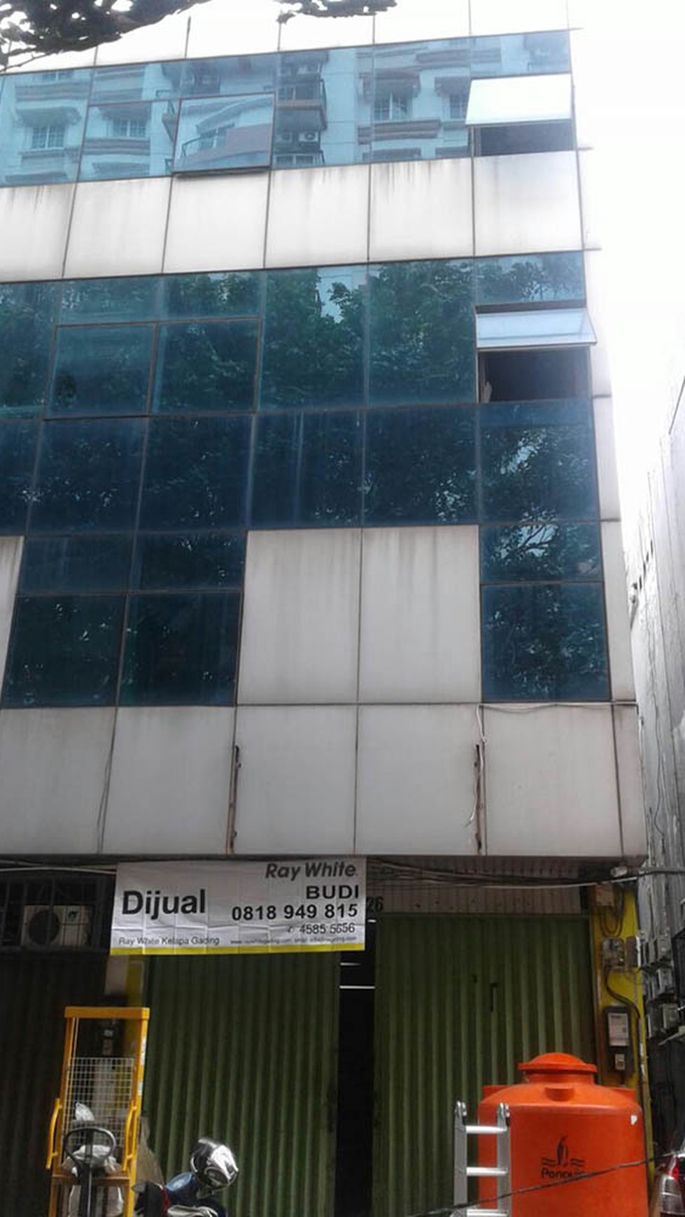 Ruko Plaza Pasific, Luas 4,5x18m2