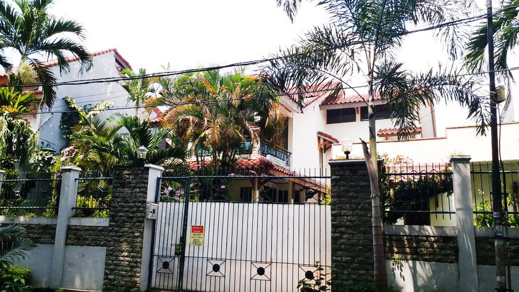 Rumah Nyaman di Kawasan Kebayoran Lama, jakarta Selatan