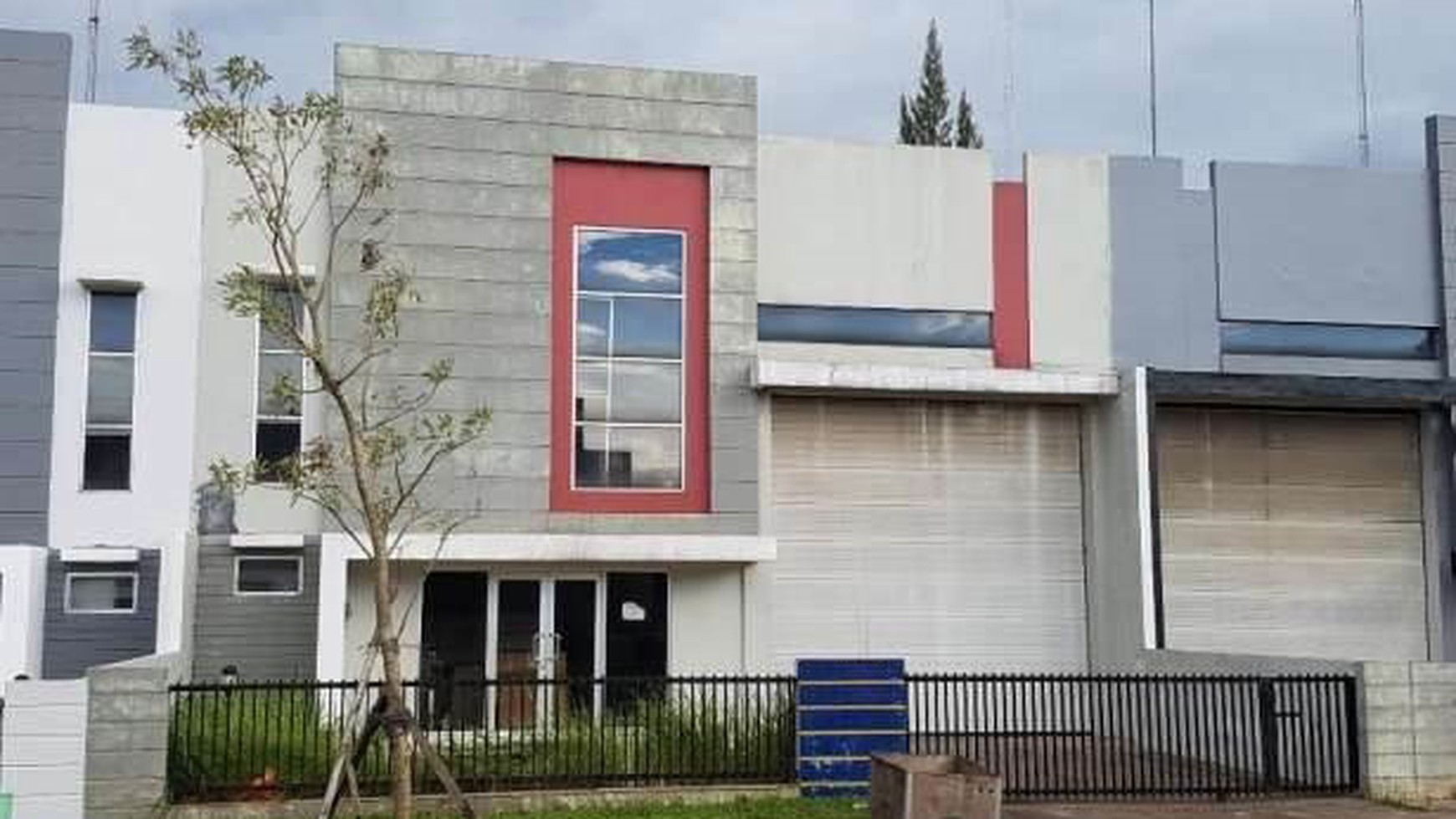 Gudang siap pakai di Taman Tekno