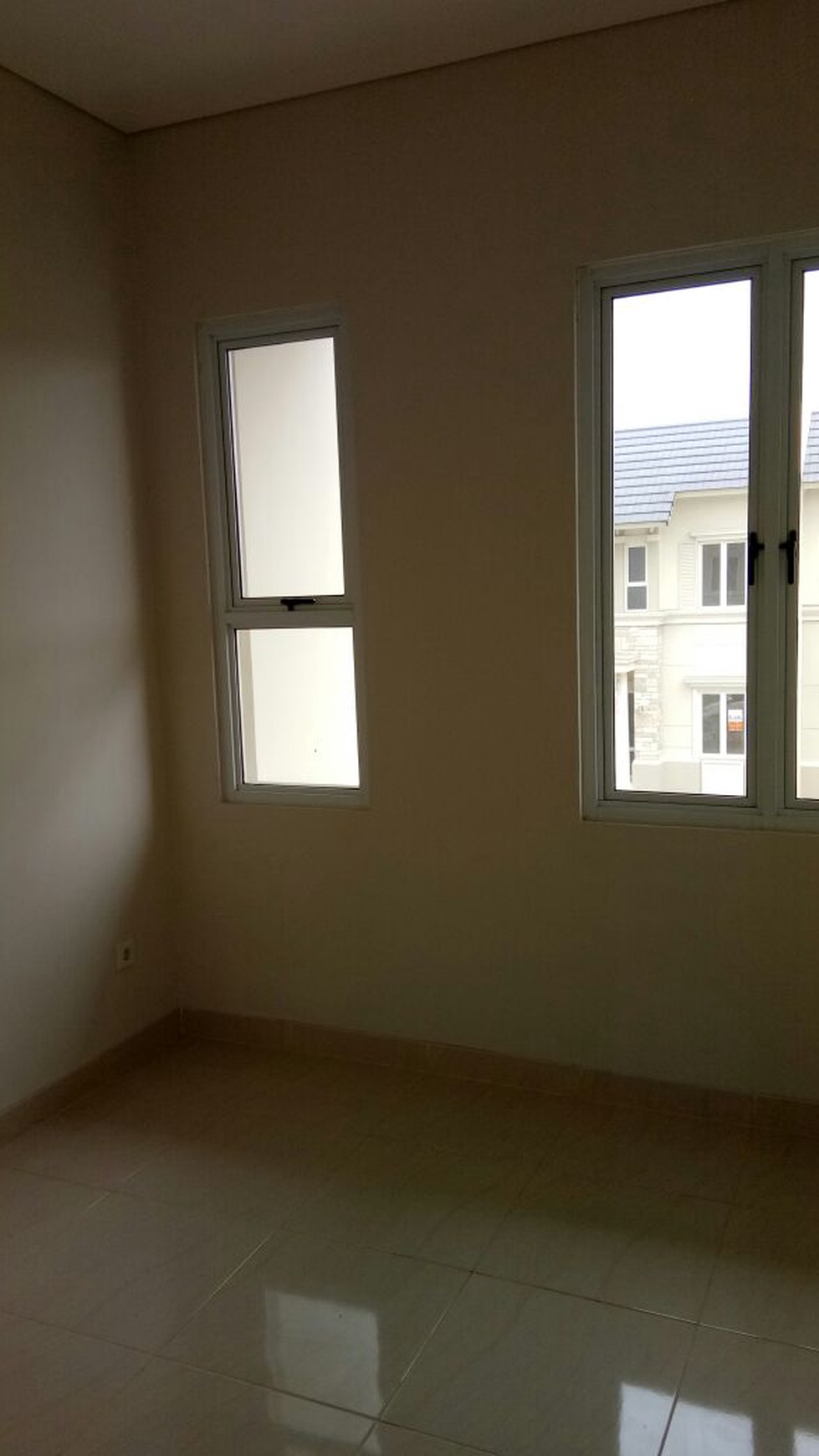 Rumah Full Renov di Vanya Park