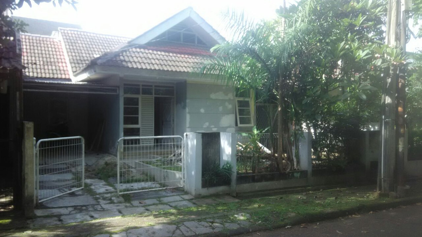Rumah siap huni di Griya Loka