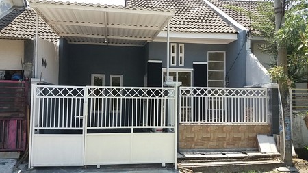 Rumah minimalis daerah sepanjang