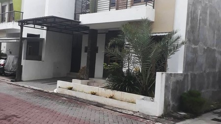 RUMAH BERDESAIN MEWAH  DI PERUMAHAN PONDOK PERMAI WIROSABAN