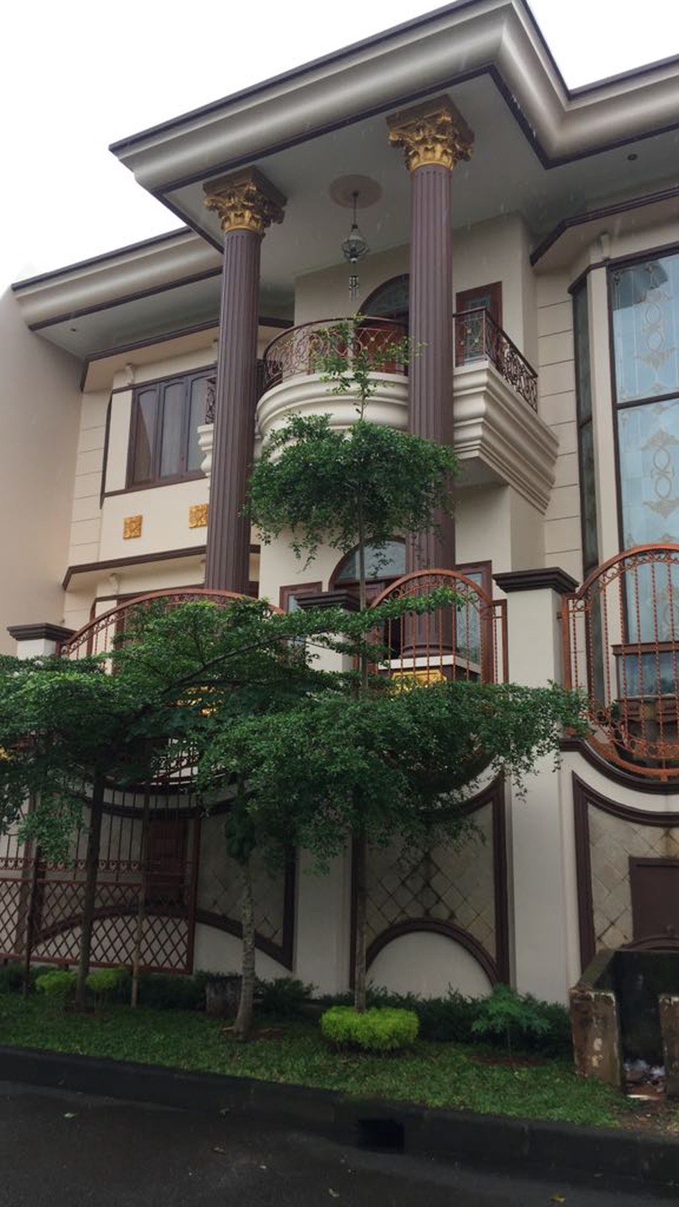 Rumah LUX, Cantik di rempoa