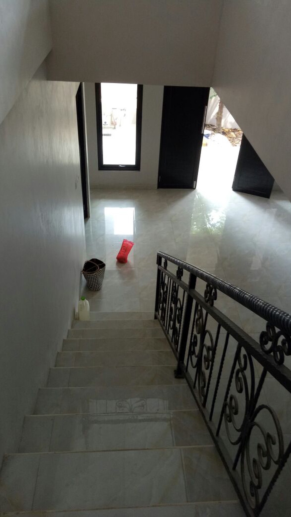 Rumah Baru, Minimalis, Aman,  Lokasi Stategis Di Sektor 5 Bintaro Dekat STAN