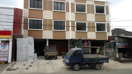 Dijual / Disewakan Ruko Baru di Jl. Prabu Siliwangi (total ada 7 unit) - Perum 4, Karawaci