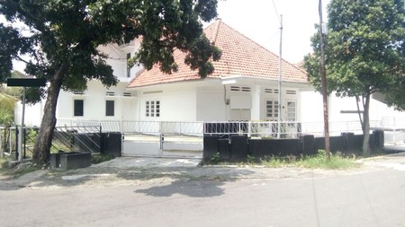 Strategis  cocok untuk kantor pusat kota