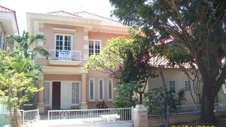 Rumah di Regency 21, Bagus, Row Jalan depan Lebar + Paving, Bebas Banjir, Lingkungan Elite, Siap Huni