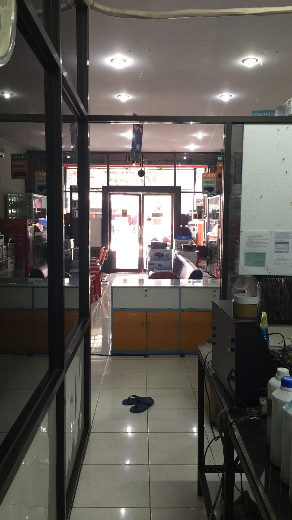 RUKO STRATEGIS, DEKAT KAMPUS UGM, JL C SIMANJUNTAK, YOGYAKARTA